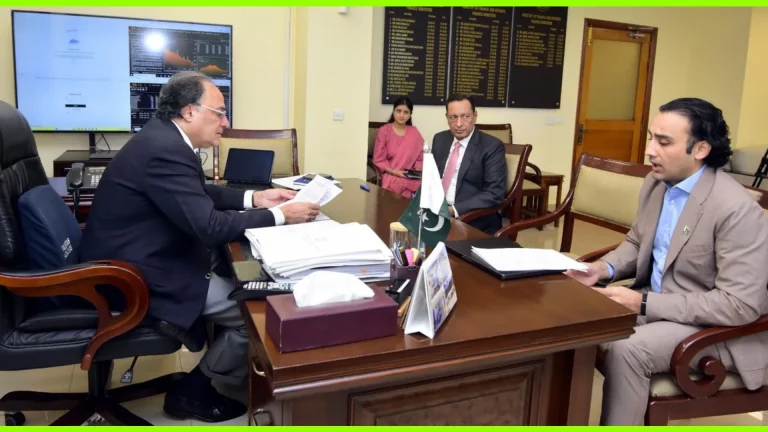 PVARA Chief Briefs Finance Minister on Hong Kong Visit
